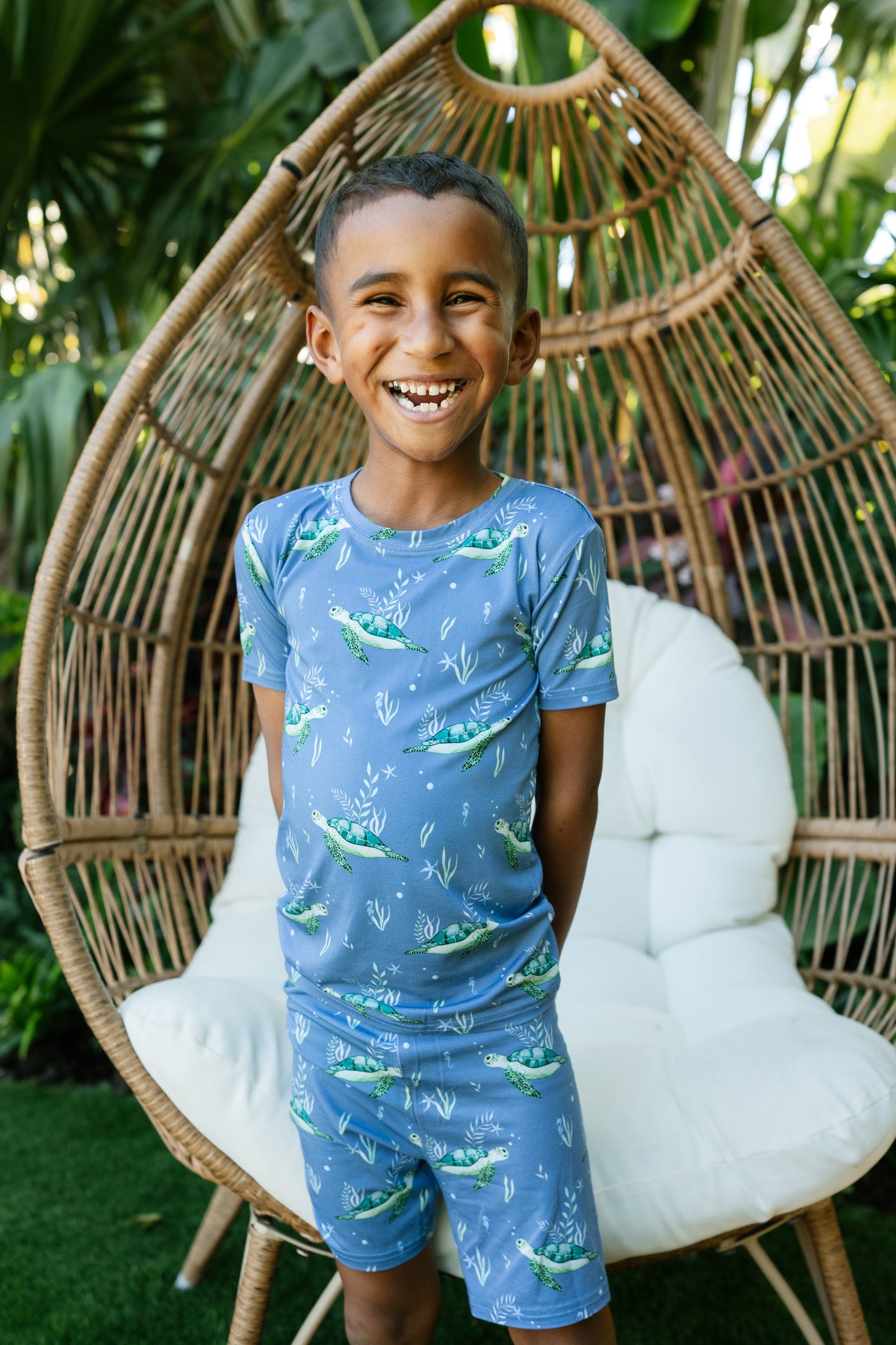 Short Sleeve with Shorts Two Piece Sets (2T- 7/8)