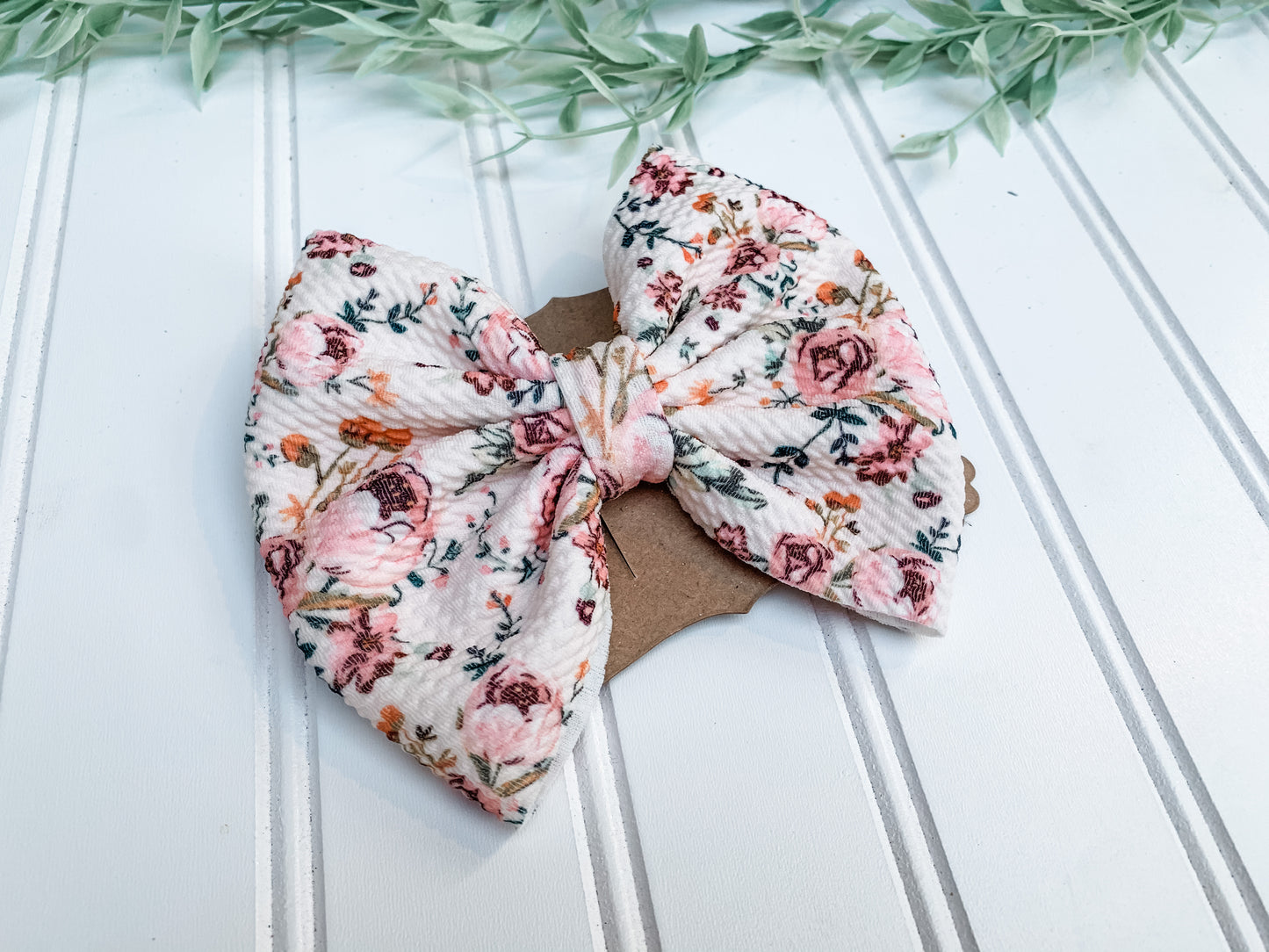 Rosey Vintage Floral Savannah Bow (on clip)