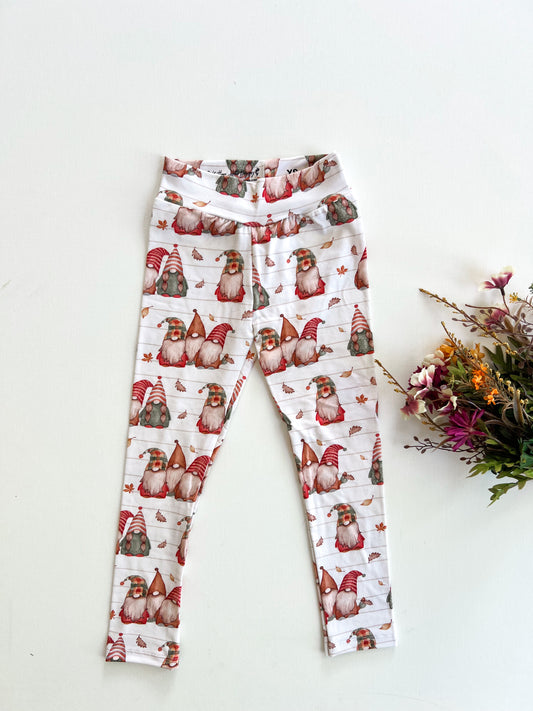 5T (XS) Autumn Gnomes Leggings