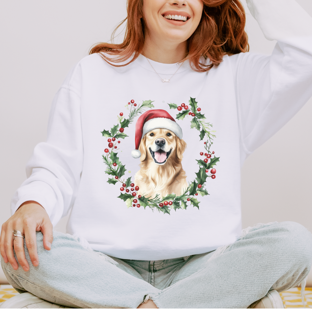 Golden Retriever Christmas Comfort ColorsCrewneck Sweatshirt